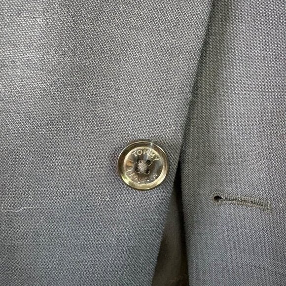 Tommy Hilfiger Men's 52% Wool Navy Blue Two Button Blazer Jacket Size 42R - Picture 4 of 15